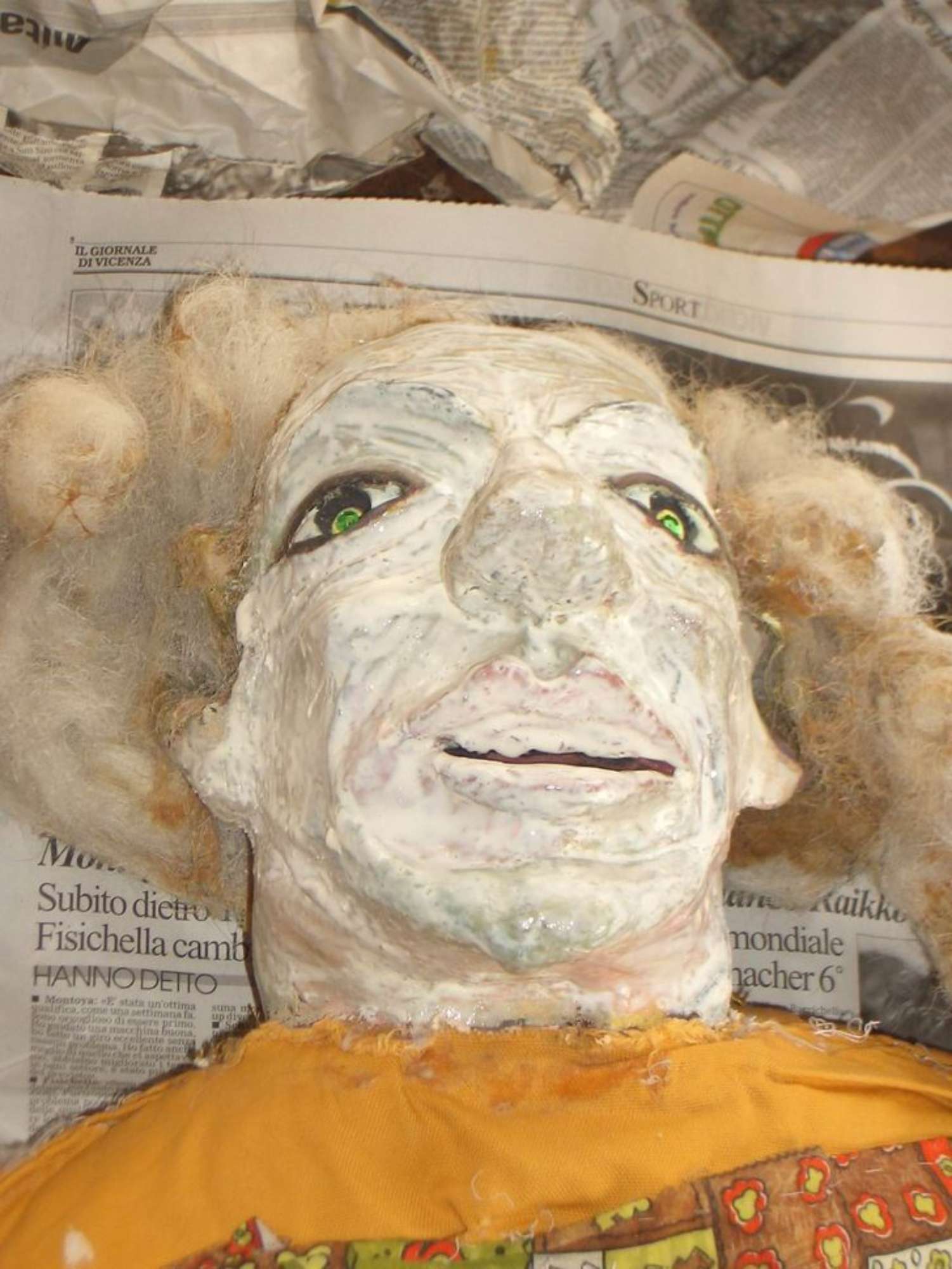 Personaggio 1 durante il restauro